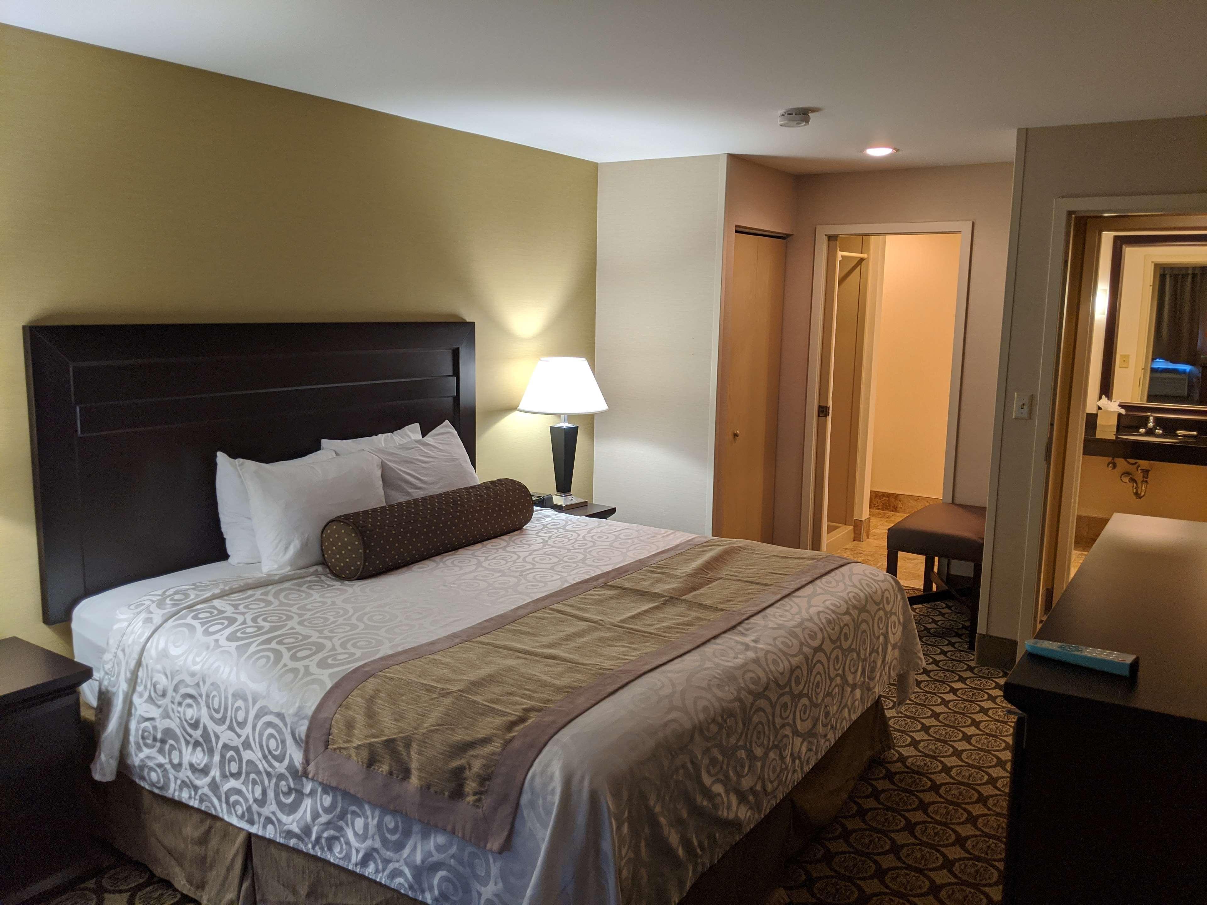 Best Western Plus Inntowner Мадисон Экстерьер фото