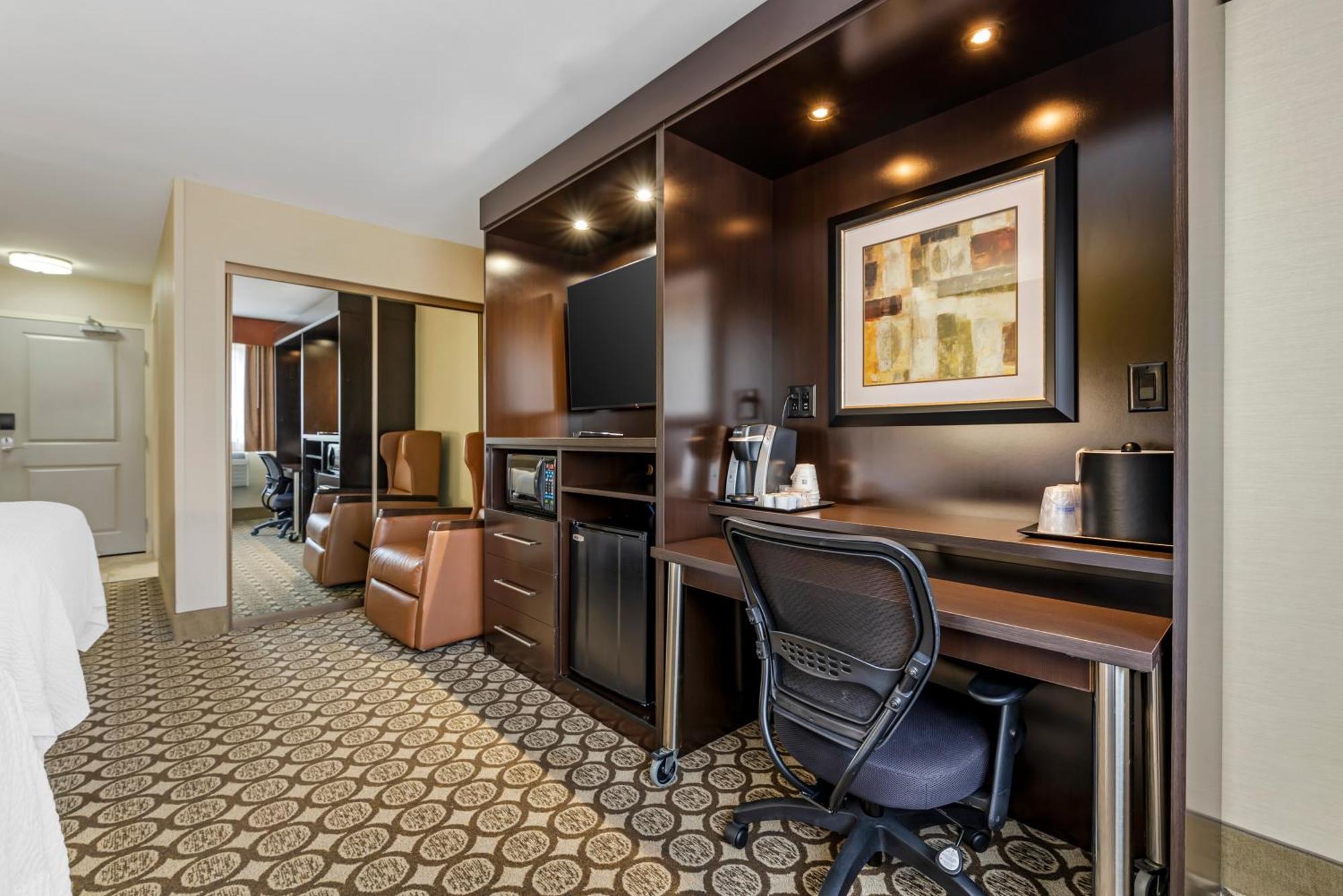 Best Western Plus Inntowner Мадисон Экстерьер фото