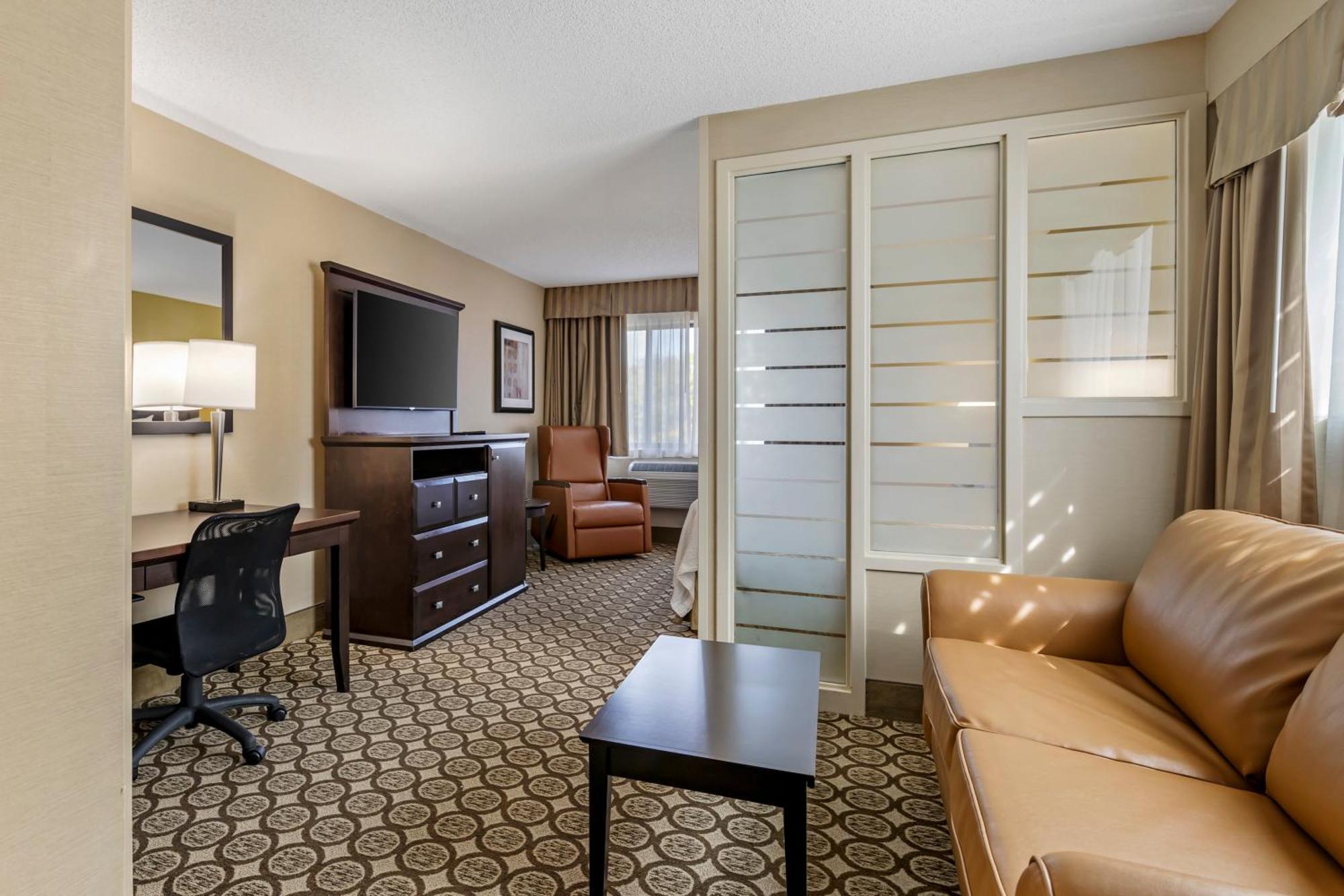 Best Western Plus Inntowner Мадисон Экстерьер фото