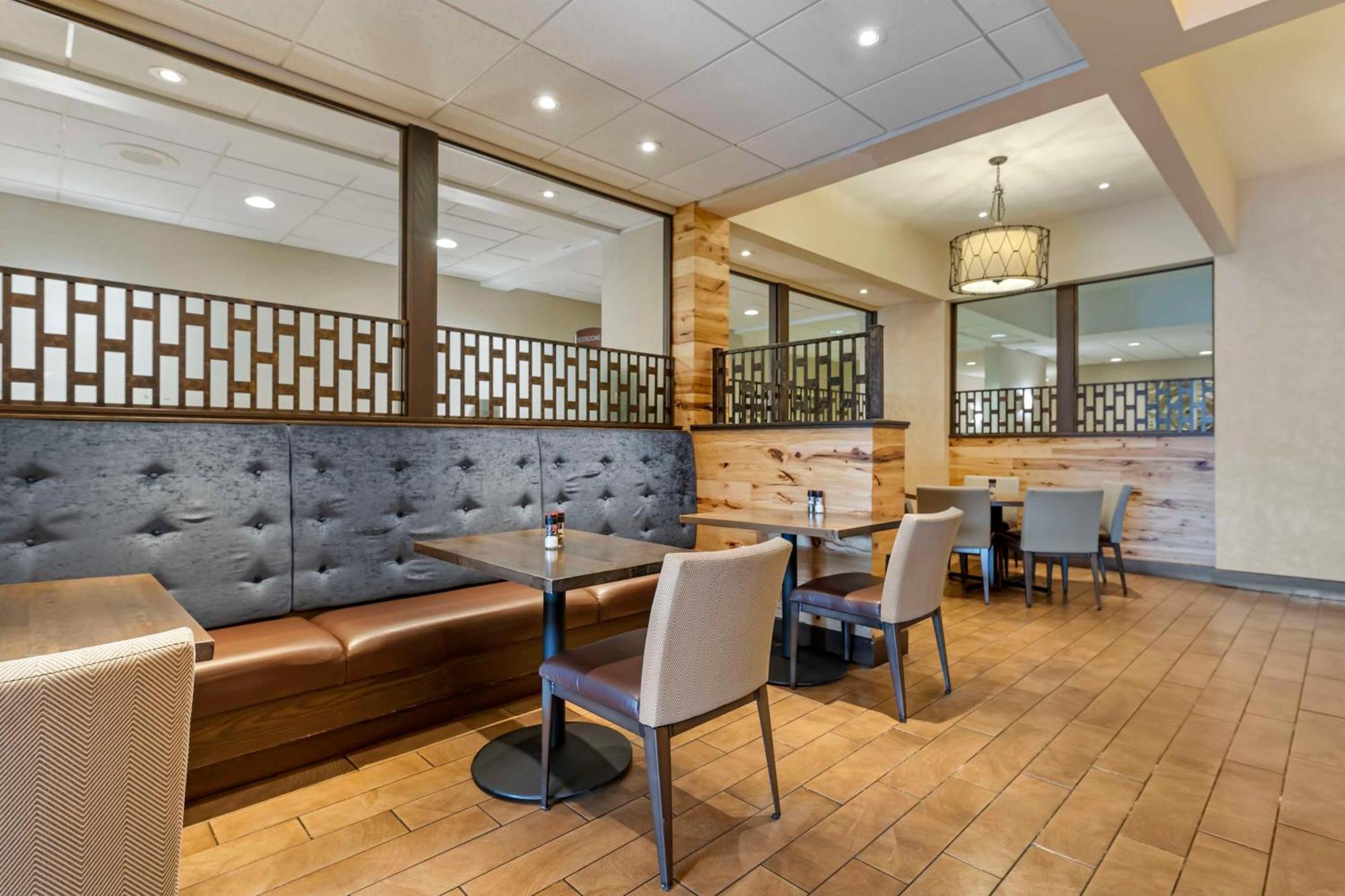 Best Western Plus Inntowner Мадисон Экстерьер фото